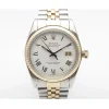 Reloj de caballero rolex oyster, con esfera blanca, números romanos y fechador. Elegancia y precisión suiza.