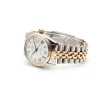 Reloj de caballero rolex oyster, con esfera blanca, números romanos y fechador. Elegancia y precisión suiza.