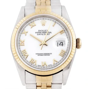 Reloj unisex rolex datejust de acero y oro con esfera blanca, números romanos y bisel dorado. Elegancia clásica y precisión suiza.