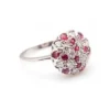 Sortija oro blanco rubies y diamantes RJ19009 en diseño floral