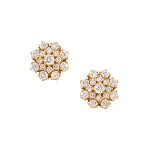 Pendientes oro amarillo con diamantes brillantes y diseño floral.