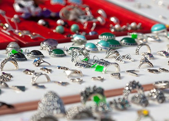 Variedad y Ventaja de las joyas de segunda mano