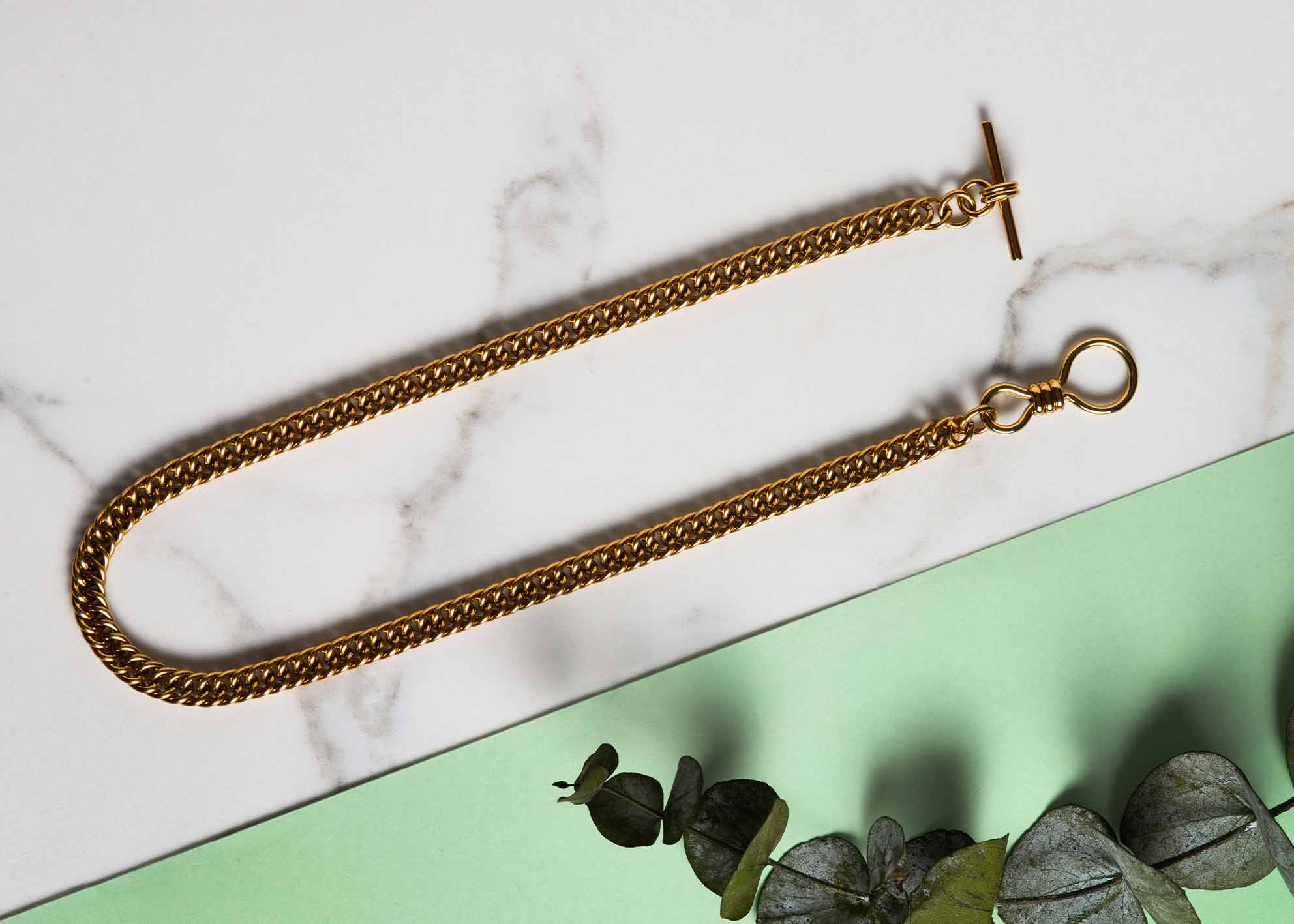 Qué tener en cuenta antes de regalar un colgante de oro