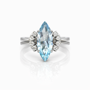 Sortija Vintage Oro Blanco 18K con Topacio Azul Marquise y Diamantes 0,80 ct