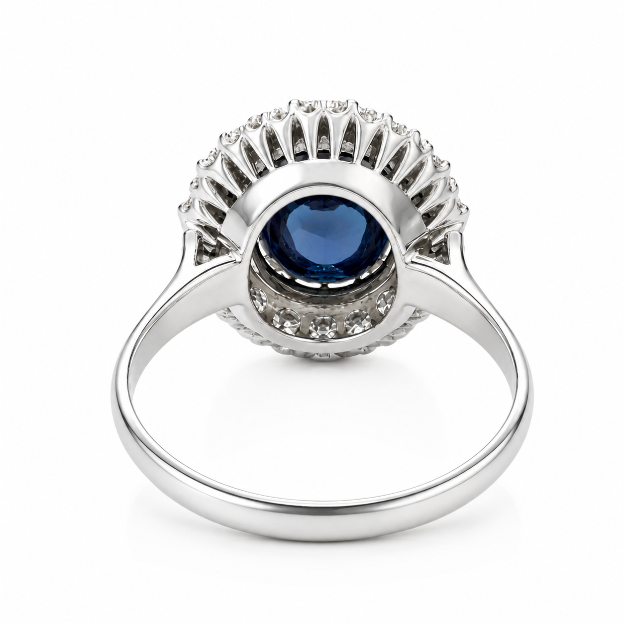 Sortija Zafiro 3,12 ct y Diamantes Oro Blanco 18K Sortija Zafiro 3,12 ct y Diamantes Oro Blanco 18K - Imagen 3